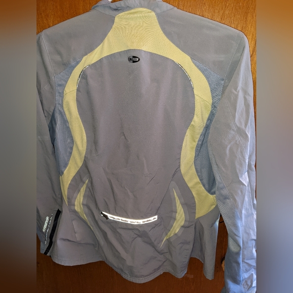 Adidas running jacket - Picture 2 of 2